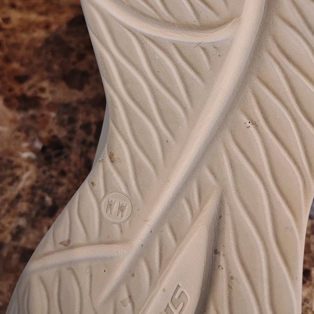 Like-New Sketchers Relaxed Fit: Slade - Breyer-9 Wide Width - Picture 4 of 7